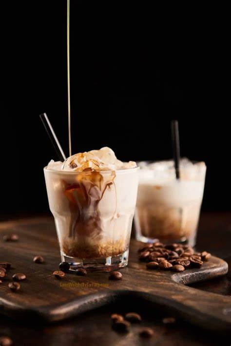 White Russian: A Velvety Elixir of Rich Indulgence